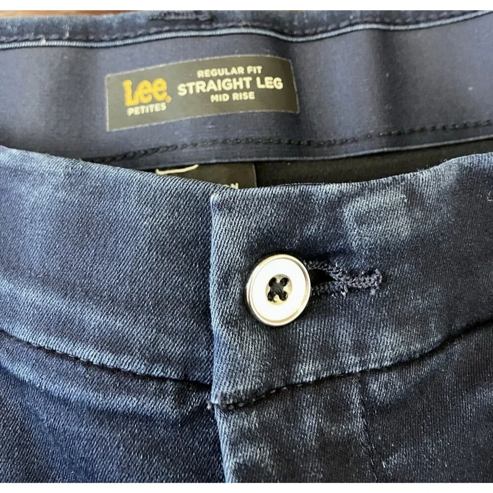 Lee Petite Regular Fit Straight Leg Mid Rise Jean Flex Motion Size 6